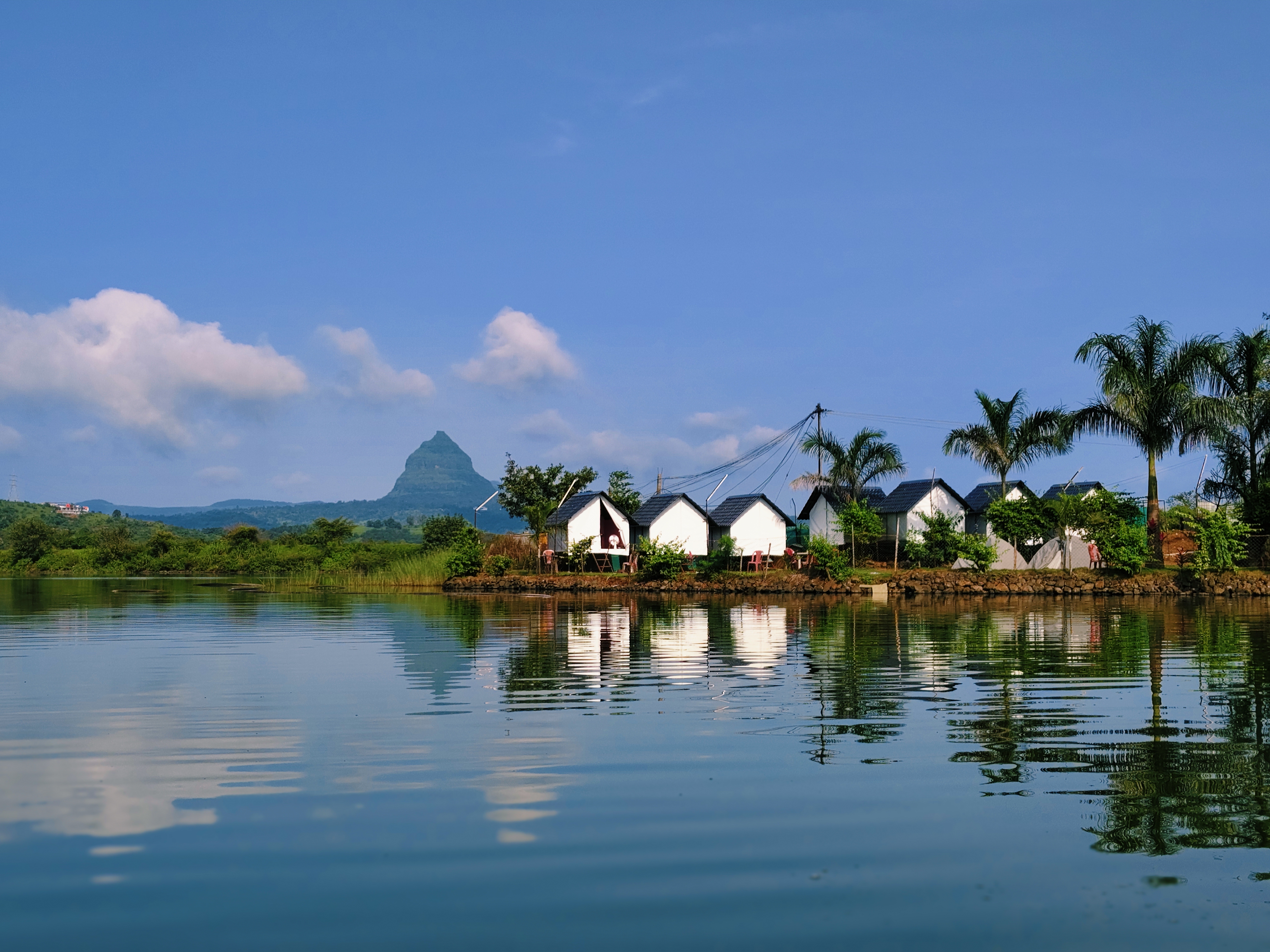 Pawna Lake Triangle Cottage - Unique Lake View Stay